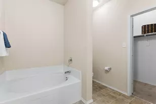 2129 Brenham Dr, Heartland, TX 75126 - Photo 23