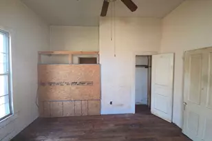 226 W Texas St, Denison, TX 75020 - Photo 13