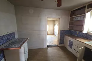 226 W Texas St, Denison, TX 75020 - Photo 3