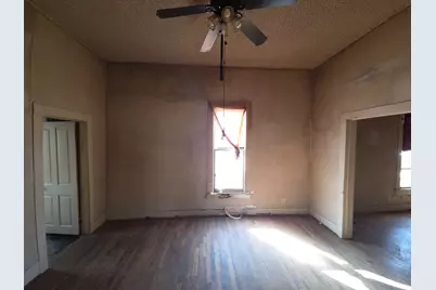 226 W Texas Street, Denison, TX 75020 - Photo 21