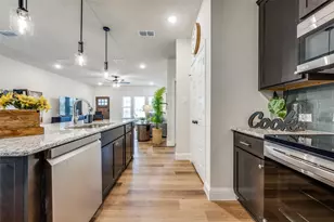 100 Walnut St, Whitesboro, TX 76273 - Photo 9