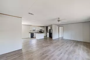 207 Woody Dr, Mabank, TX 75156 - Photo 5