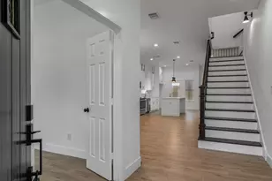 406 Wolfe St, McKinney, TX 75069 - Photo 5