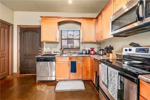 2410 S 2nd St, Waco, TX 76706 - Photo 7