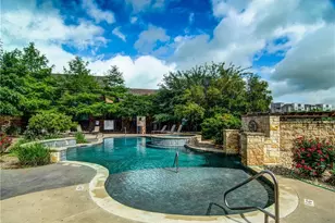 2410 S 2nd St, Waco, TX 76706 - Photo 37