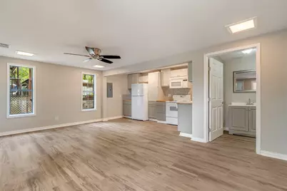 5706 Campfire Lane, Granbury, TX 76049 - Photo 7