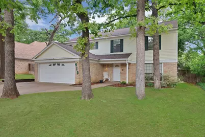 413 Wild Oak Lane, Euless, TX 76039 - Photo 1