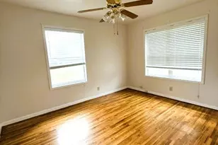 1421 N 9th St, Midlothian, TX 76065 - Photo 11