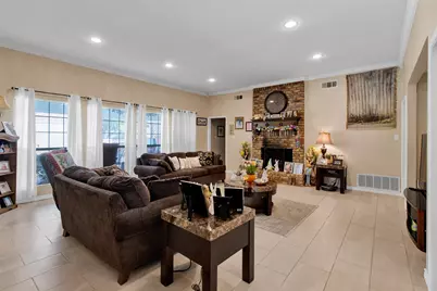 902 Kingsbury Court, Longview, TX 75604 - Photo 17