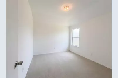 2563 Taos Drive, Grand Prairie, TX 75051 - Photo 11