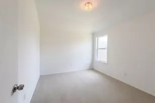 2563 Taos Dr, Grand Prairie, TX 75051 - Photo 11