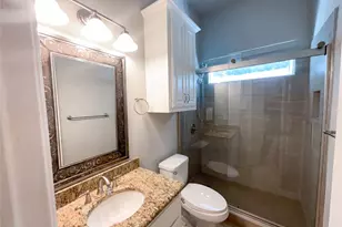 2400 Creekview Dr, Plano, TX 75093 - Photo 15