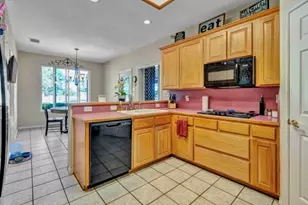 1411 Honeysuckle Ridge Ct, Midlothian, TX 76065 - Photo 9