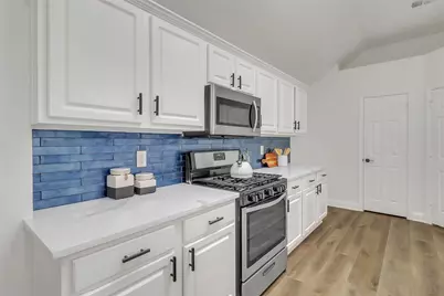 8016 Springmoss Drive, Plano, TX 75025 - Photo 13