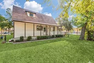 504 Kiowa Dr E, Gainesville, TX 76240 - Photo 3