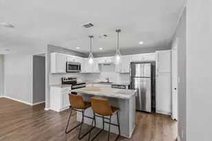 301 N Cottonwood Dr, Richardson, TX 75080 - Photo 9