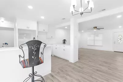 10124 Shayna Drive, Dallas, TX 75217 - Photo 9