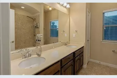 2817 Pioneer Drive, Denton, TX 76210 - Photo 23