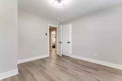 5848 Fursman Avenue, Fort Worth, TX 76114 - Photo 9