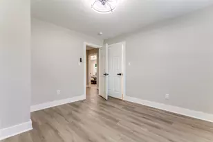 5848 Fursman Ave, Fort Worth, TX 76114 - Photo 9