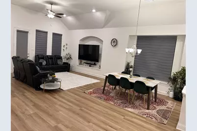 7032 Mapleshade Way, Little Elm, TX 76227 - Photo 9