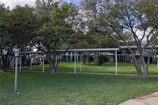 404 Hollyhill Ln Ln, Denton, TX 76205 - Photo 19