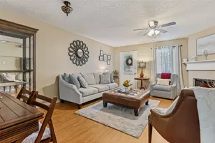 22 Abbey Rd, Euless, TX 76039 - Photo 7