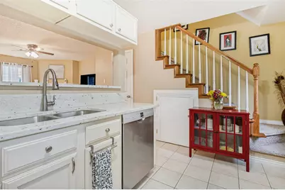 22 Abbey Road, Euless, TX 76039 - Photo 11