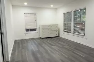 306 Broadmoor, Arlington, TX 76010 - Photo 7