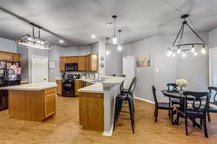 9800 Old Field Dr, McKinney, TX 75072 - Photo 9