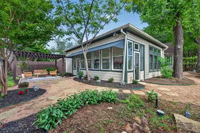 4501 Pershing Avenue, Fort Worth, TX 76107 - Photo 39