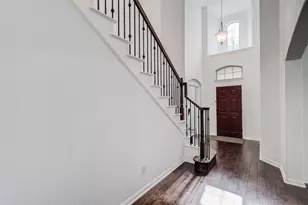 2529 Louis Ln, Lewisville, TX 75056 - Photo 3
