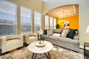 7119 Isle Royal Ln, Irving, TX 75063 - Photo 11