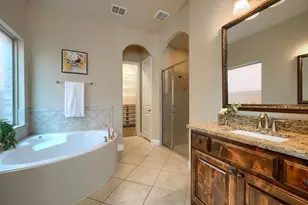 7119 Isle Royal Ln, Irving, TX 75063 - Photo 27