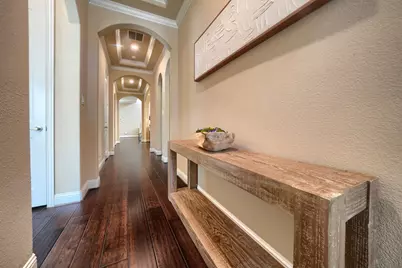 7119 Isle Royal Lane, Irving, TX 75063 - Photo 5