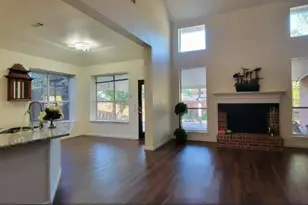 2205 Sunridge Dr, Garland, TX 75042 - Photo 5