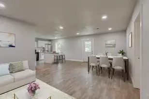 221 Braz St, Bonham, TX 75418 - Photo 5