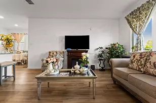 109 Laurenbrooke Dr, Anna, TX 75409 - Photo 5