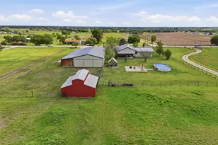 10208 County Rd 418, Grandview, TX 76050 - Photo 35