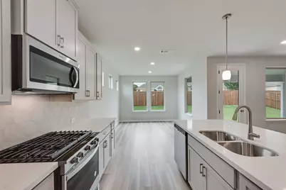 621 Marcus Lane, Crowley, TX 76036 - Photo 5