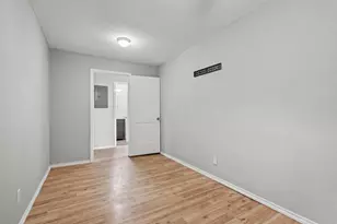 701 W Hull St, Denison, TX 75020 - Photo 19