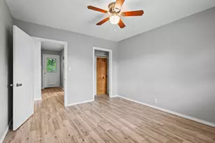 701 W Hull St, Denison, TX 75020 - Photo 13