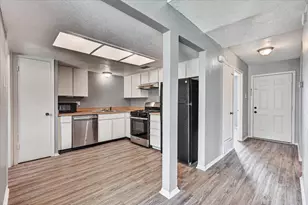 1406 Yukon Dr, Garland, TX 75040 - Photo 3