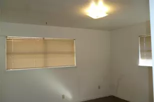 1121 Patricia Dr, Sherman, TX 75090 - Photo 3