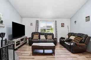 2917 Brookcrest Dr, Garland, TX 75040 - Photo 11