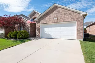 3833 Wellsburg Way, Fort Worth, TX 76244 - Photo 3
