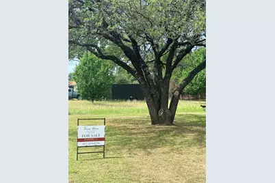 8823 Mid Haven Circle, Granbury, TX 76048 - Photo 3