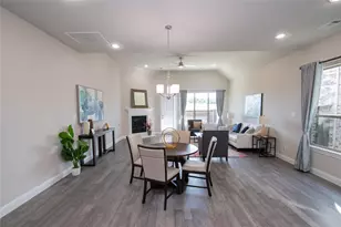 12709 Royal Oaks Ln, Farmers Branch, TX 75234 - Photo 9
