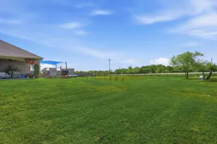 113 Heather Ln, Decatur, TX 76234 - Photo 29