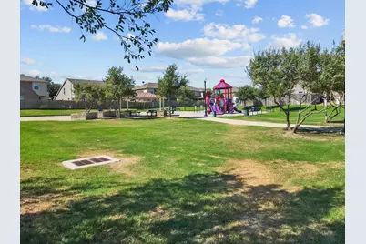 821 E College Avenue, Princeton, TX 75407 - Photo 23